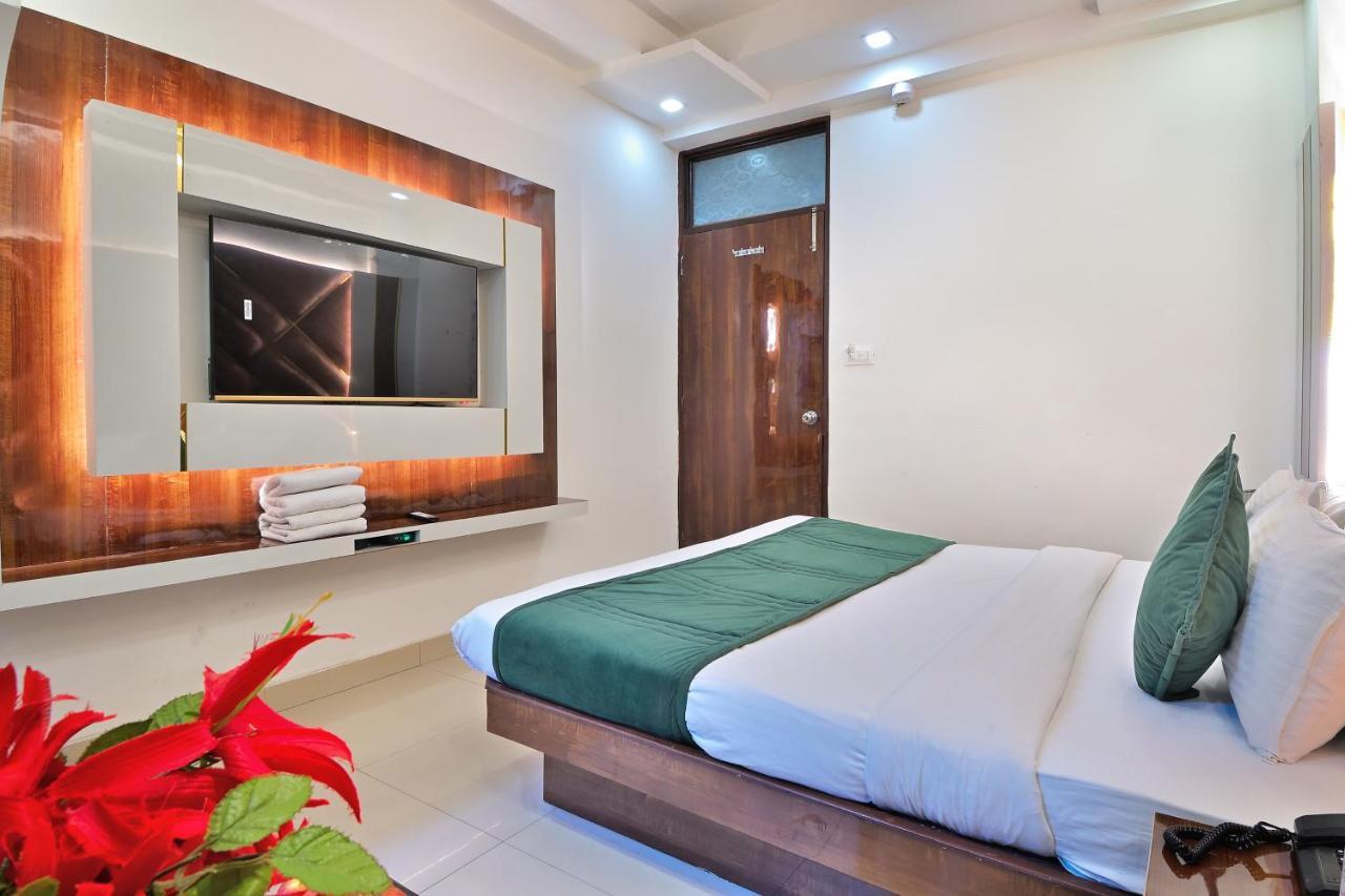 Hotel Star Villa - Budget Friendly Nowe Delhi Zewnętrze zdjęcie